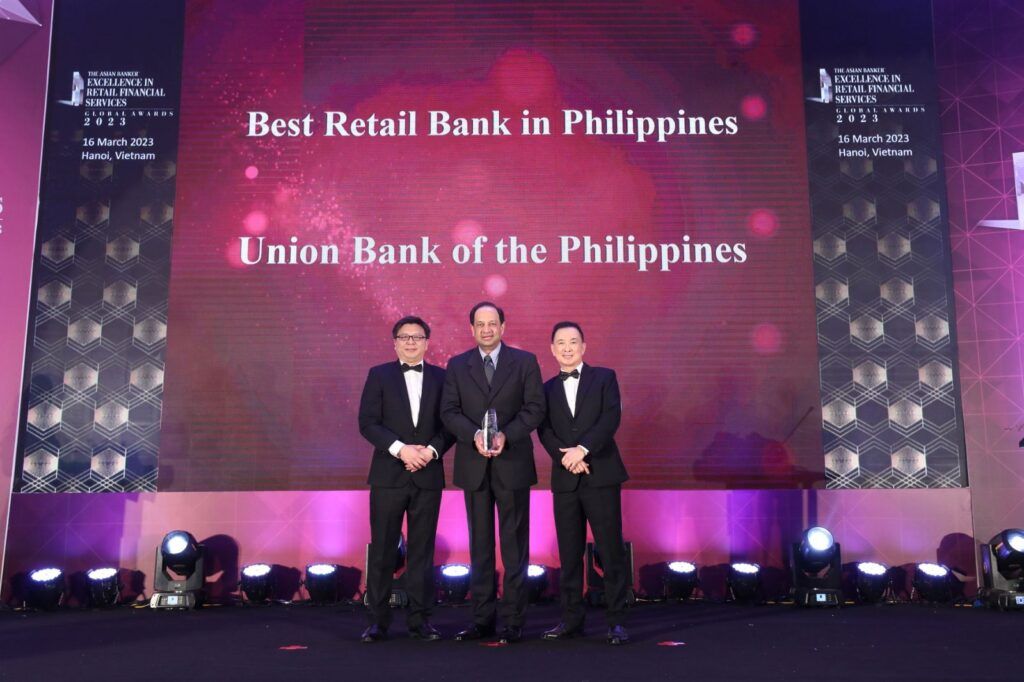 Best Retail Bank Group Pic