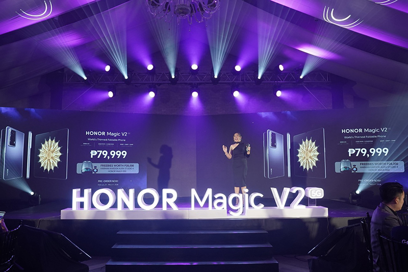 HONOR Brand Marketing Manager Joepy Libo on revealed the price of the HONOR Magic V2