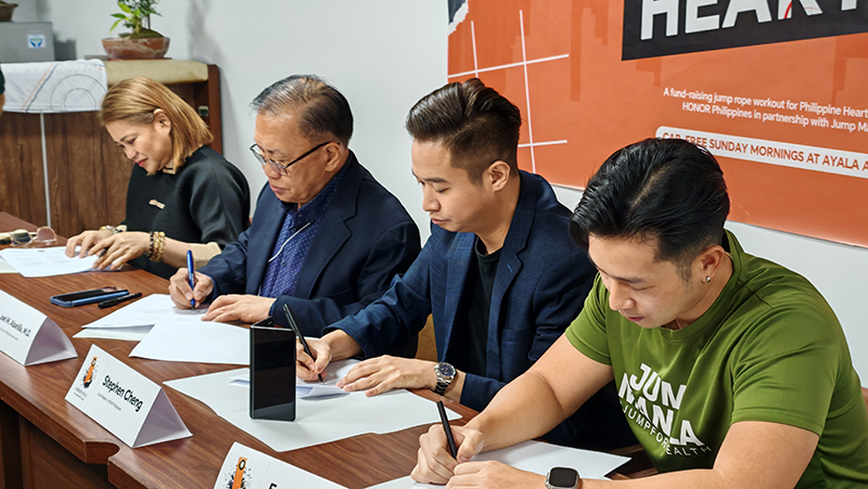 HONOR PHC Jump Manila executives in MOU signing2