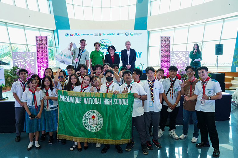 9 2nd Place Paranaque National High School