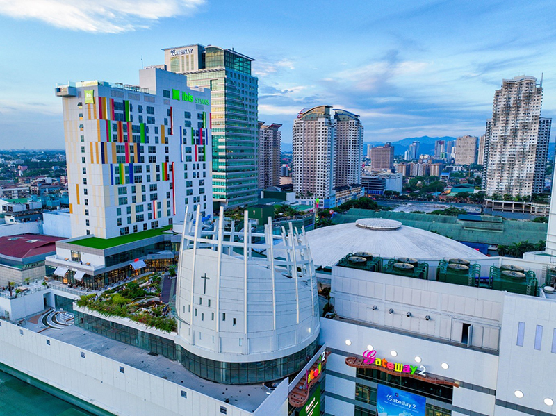 ACI 70th Modern developments Gateway Mall 2 ibis Styles Hotel and Gateway Tower towering the skyline