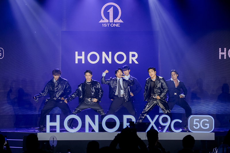 1st.One performs at HONOR X9c 5G Grand Launch