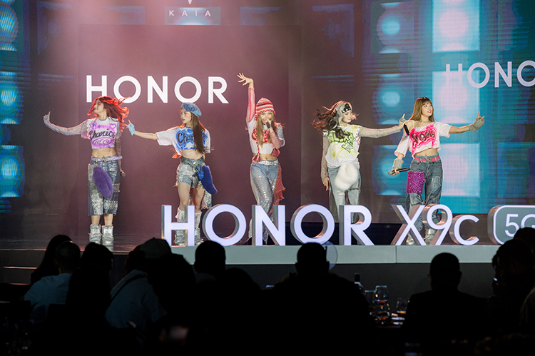 KAIA performs at HONOR X9c 5G Grand Launch