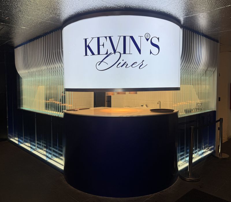 01 Kevin s Diner