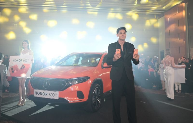 HONOR 600 Win A Benz 01