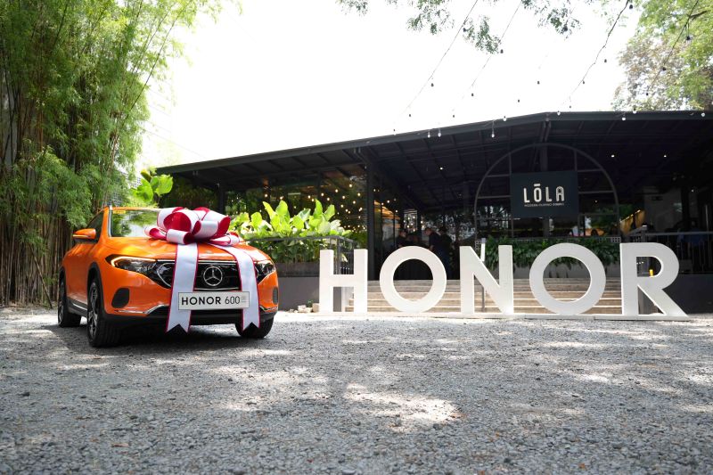 HONOR 600 Win a Benz Winner 02