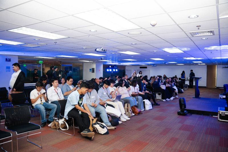 Globe empowers student innovators through Launchpad 2026 image 23