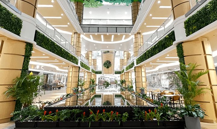 Green retreats at the City of Firsts lagoon