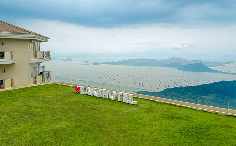 Beyond the View: 10 Tips to Savor Every Moment in Tagaytay 2 Lake Hotel Lake View